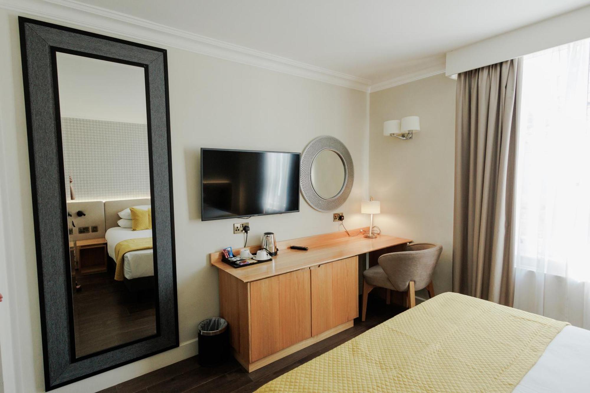 Classic Double Room