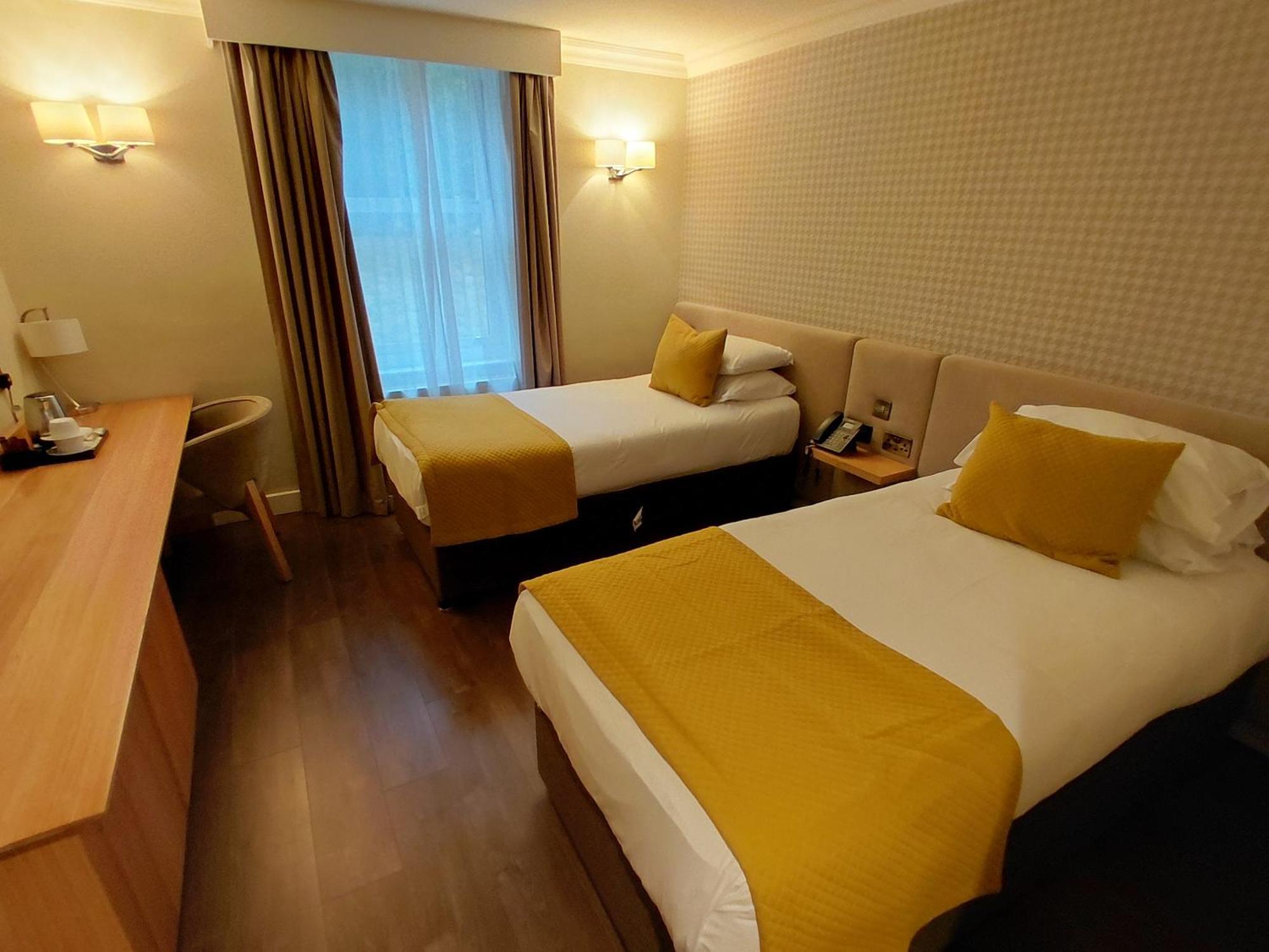 Classic Twin Room